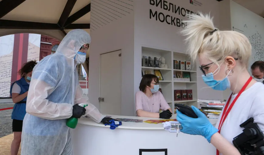 Coronavirus. Record de infectări în Rusia, peste 14.000 de cazuri într-o zi. Bolnavilor şi bătrânilor li s-a recomandat să stea în casă