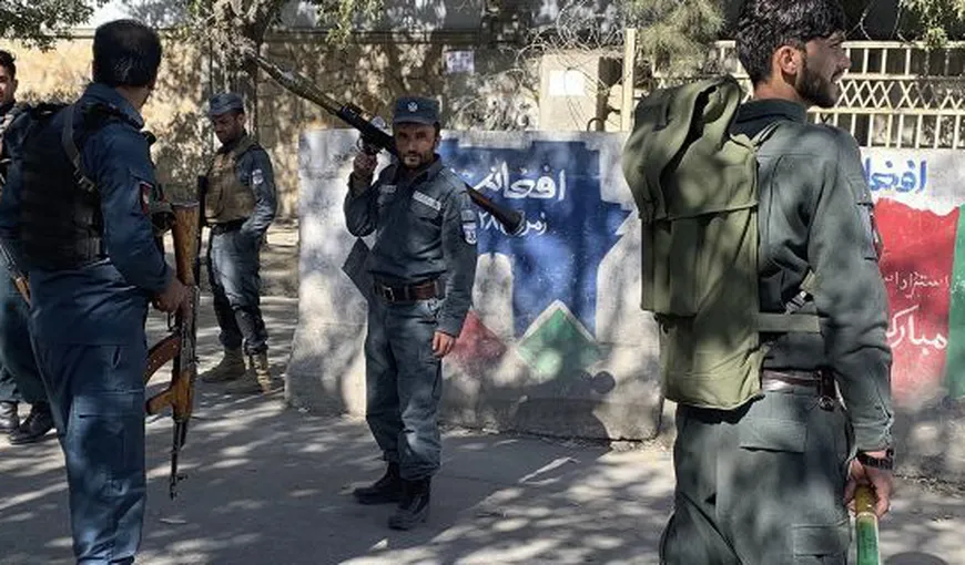 Atac armat la Universitatea din Kabul, Afganistan. Cel puţin 19 morţi, majoritatea studenţi