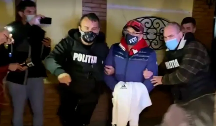 VIDEO Urlete şi ţipete acasă la Adrian Mititelu, când poliţia a venit să-l ridice. Soţia lui, disperată: „De ce l-au luat nevinovat?”
