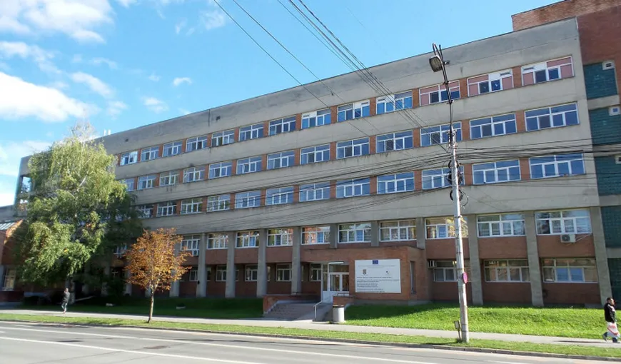 Situaţie critică la Spitalul Judeţean Sibiu. Doi medici infecţionişti consultă ZILNIC peste 250 de pacienţi