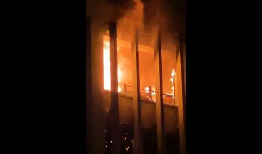 Incendiu la Judecătoria Iaşi. Flăcările au făcut pagube uriaşe VIDEO