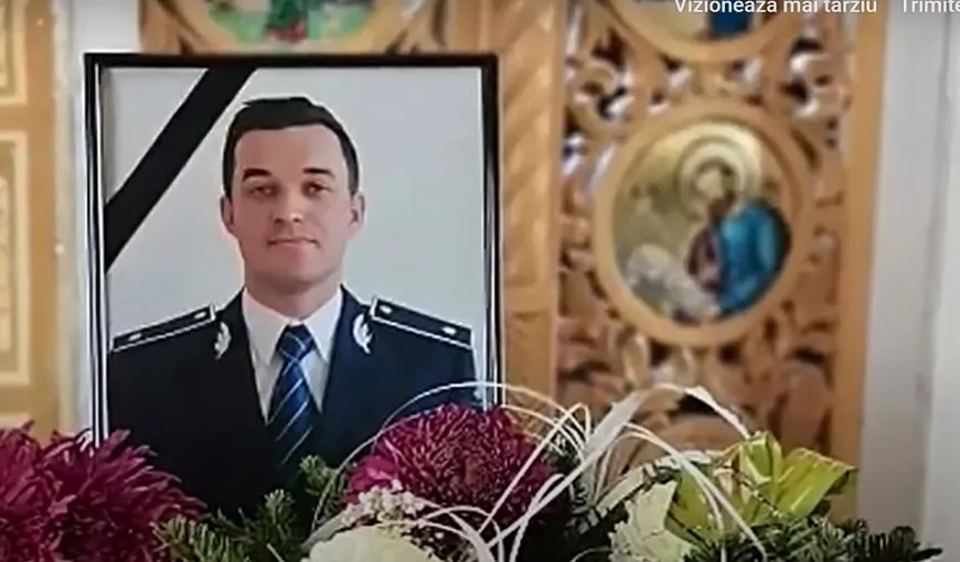 Poliţistul Ionuț Hanganu, ucis de COVID-19, a fost înmormântat cu onoruri militare. Moment de reculegere, ţinut în toată ţara