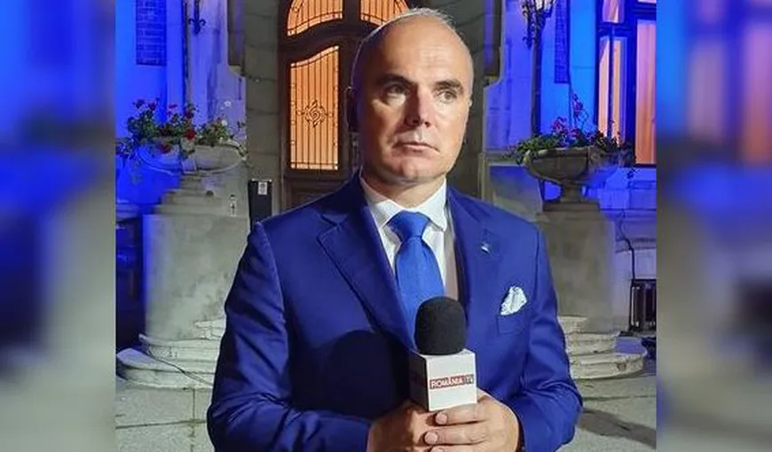 Rareş Bogdan explică eşecul PNL la parlamentare: „Imaginile cu acele băbuţe care nu purtau mască, scoase afară din biserică, ne-au făcut mult rău”
