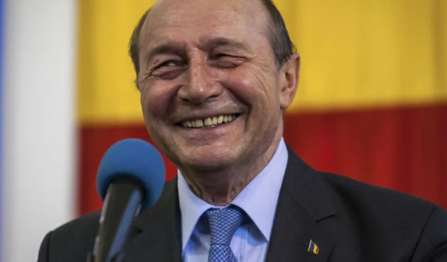 Traian Băsescu anunţă intrarea în parlament: „PMP şi-a luat „aurul” înapoi din ultimele 5 secţii numărate din Republica Moldova!”