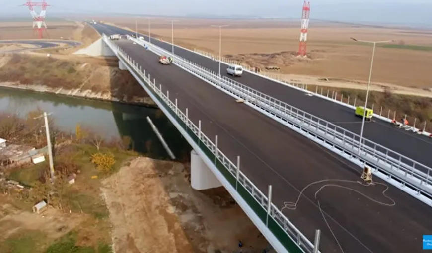 Primul tronson de autostradă din Moldova va fi deschis miercuri. Drumul e gata cu doi ani înainte de termen