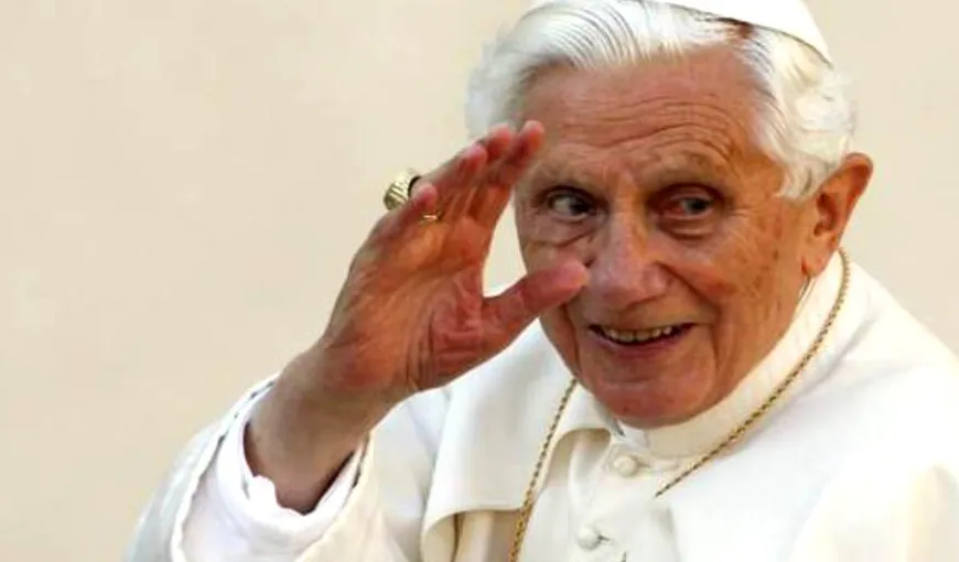 Papa emerit Benedict al XVI-lea are dificultăţi de vorbire: „Domnul mă face să apreciez tăcerea”