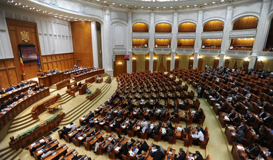 Componenţa noului Parlament. Câte mandate vor avea PSD, PNL, USR PLUS, AUR şi UDMR