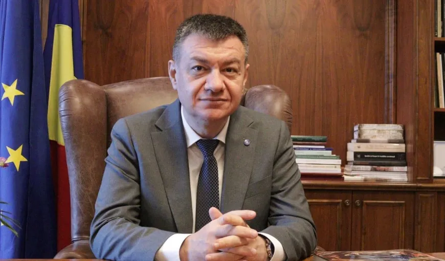 Bogdan Gheorghiu, ministrul Culturii, în izolare din cauza COVID-19. „Am intrat în contact cu o persoană confirmată pozitiv”