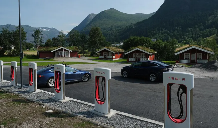 Maşinile electrice au dominat piaţa auto din Norvegia. Vânzările au fost de peste  50% din total
