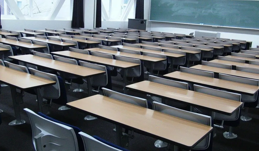 Elevii cer descentralizarea deciziei privind redeschiderea şcolilor: „În caz contrar, rezultatele pe termen lung vor fi dezastruoase”