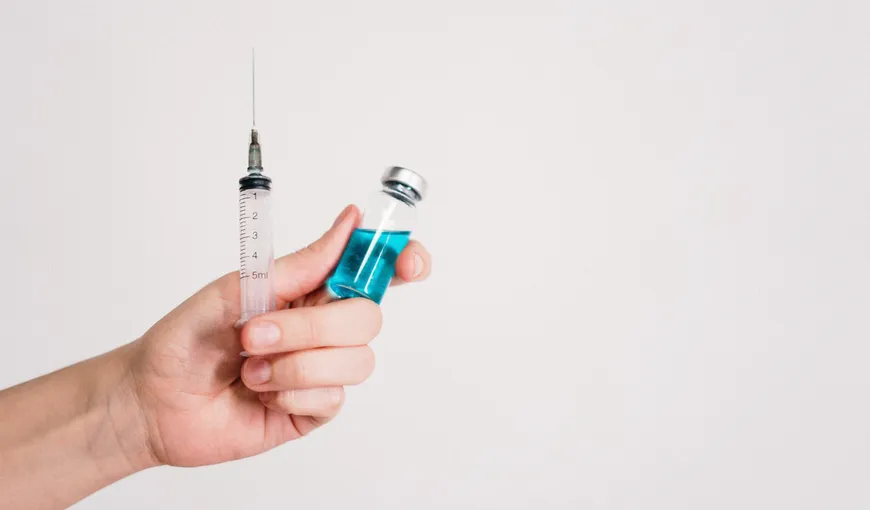 Cine decide dacă vom fi vaccinați anti-Covid cu Pfizer BioNTech sau Moderna