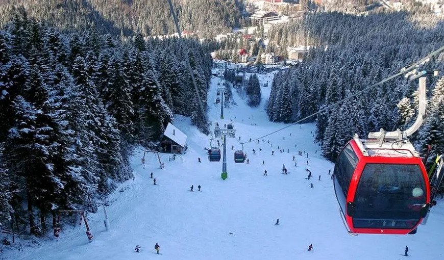 Cât costă să schiezi în Poiana Braşov, în 2021. Iată cât trebuie să plăteşti pentru o zi completă pe pârtie!