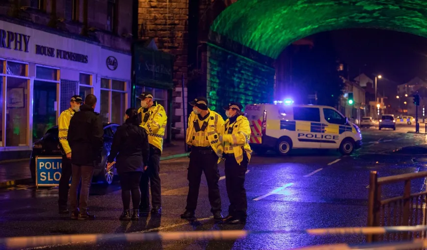 Două femei, înjunghiate mortal în oraşul scoţian Kilmarnock. Presupusul criminal s-a sinucis
