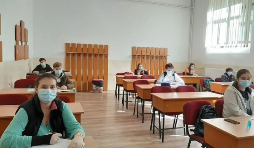 Ministerul Educaţiei a anunţat în ce scenarii vor funcţiona şcolile din România. Ce elevi vor merge la şcolă din 8 februarie