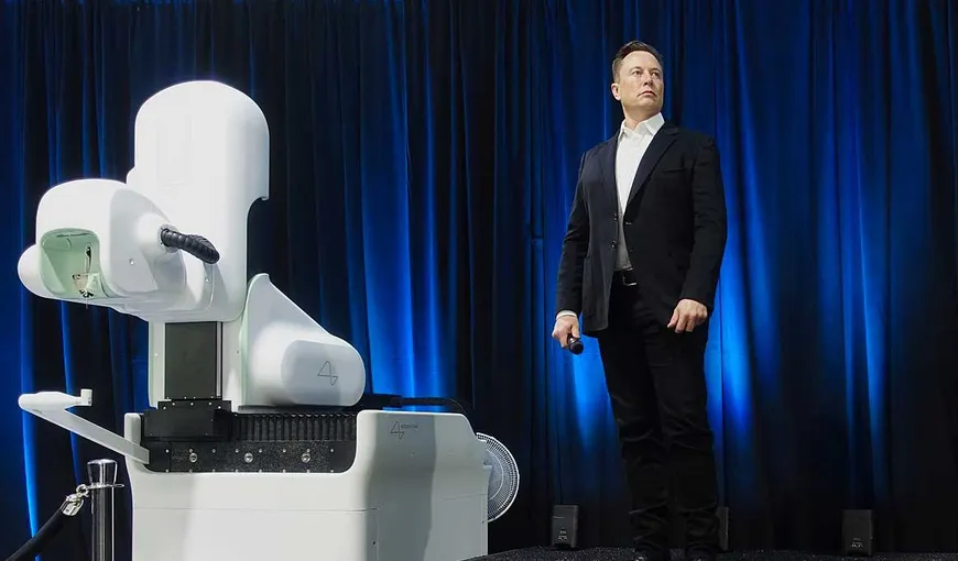 Elon Musk se grăbeşte şi anunţă revoluţia. Implantarea cipurilor în creierul uman ar putea începe de anul acesta