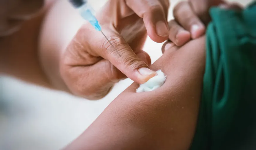 OMS: Cei care au suferit reacții adverse grave la vaccinuri vor primi compensații