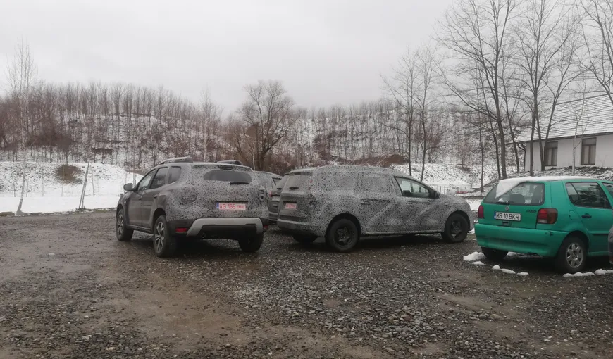 Dacia Grand Duster, noi imagini spion cu modelul cu şapte locuri, aşteptat în România