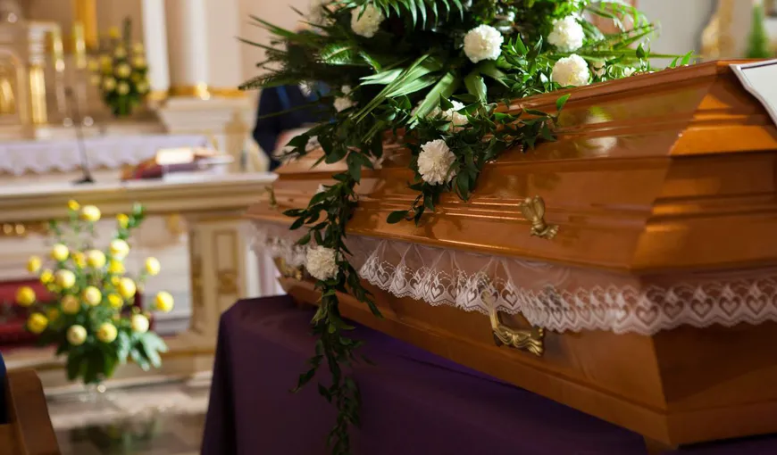 Ajutor de înmormântare 2021. Cum se acordă ajutorul social și câți bani revin familiei defunctului. Trebuie să se îndeplinească aceste condiții