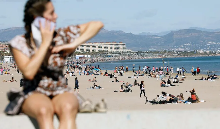 Spania impune masca obligatorie în aer liber, în toată ţara. Măsura intră în vigoare de mâine