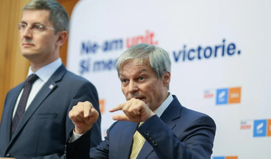 USR PLUS cere demisia lui Cîţu în Piaţa Victoriei, alături de fostul consilier al lui Vlad Voiculescu