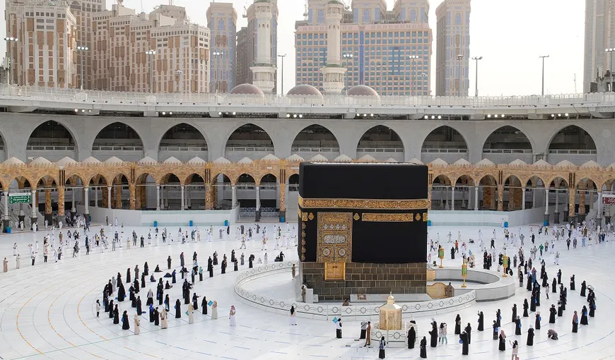 Ramadan 2021. Pelerinajul la Mecca va fi permis doar credincioşilor imunizaţi. Care sunt cele trei categorii acceptate