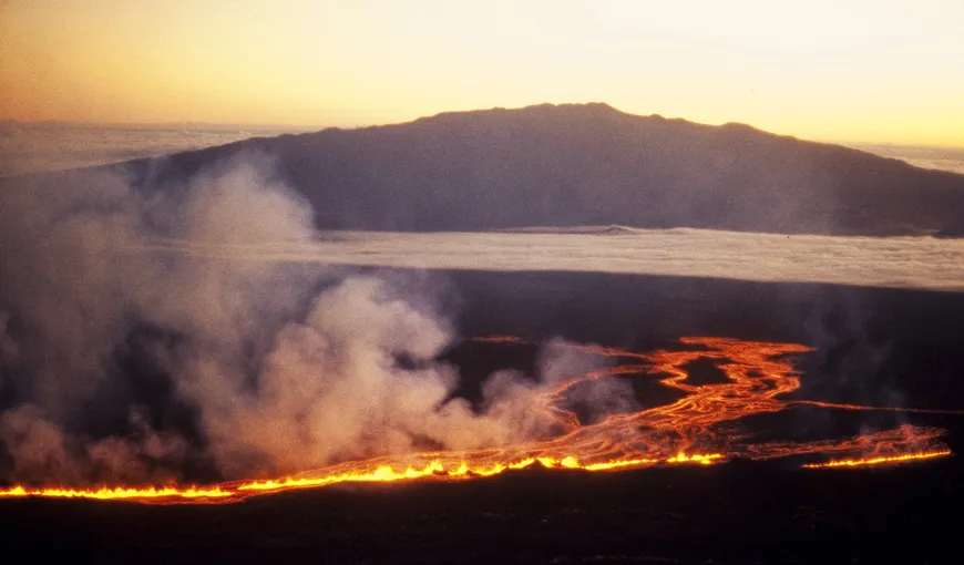 Cel mai mare vulcan de pe Pământ, pe punctul de a erupe. Ar putea fi reactivat de un vulcan din vecinătate