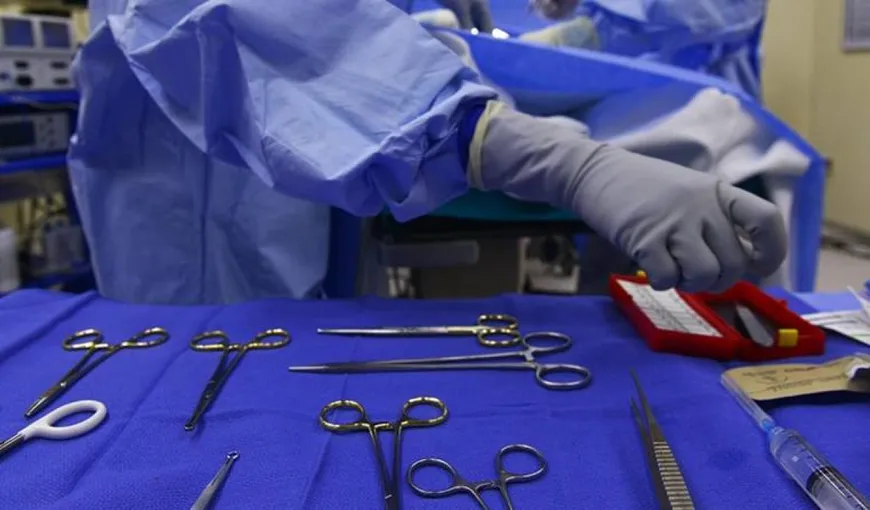 Un medic care a uitat în corpul unei fetiţe pansamentele folosite la operatia de apendicita a scăpat nepedepsit