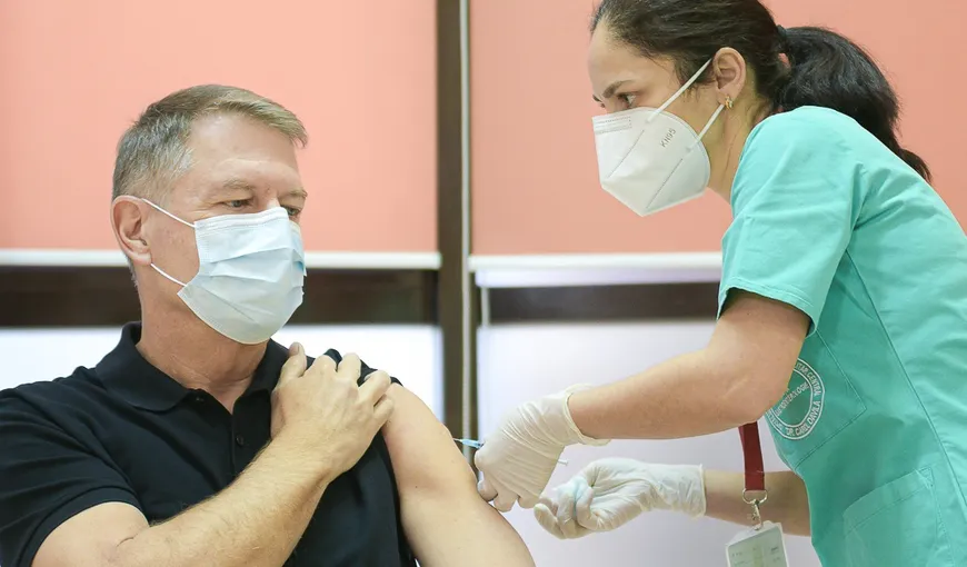 Românii care au făcut rapelul se vor întoarce în centrele de vaccinare: „E o cursă contracronometru”