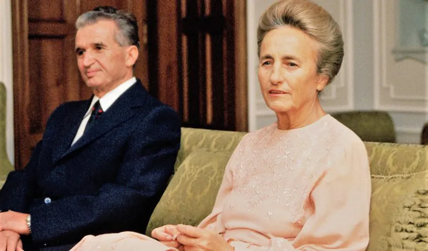 Detalii neştiute din agenda Elenei Ceauşescu. Tovarăşa o copia pe Regina Marii Britanii şi ascundea că fusese slujnică. „Nimeni nu putea să o atingă”