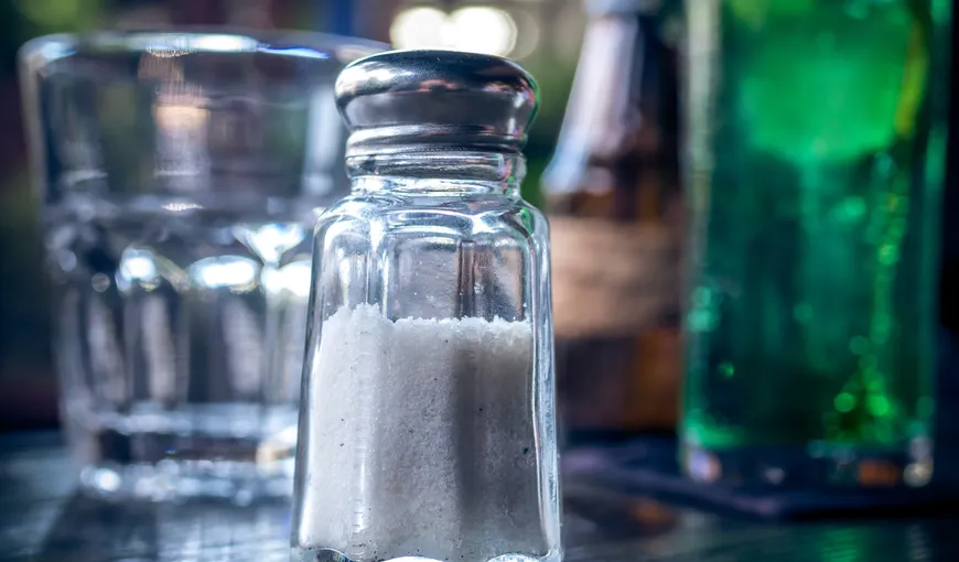Un nou efect periculos al consumului ridicat de sare. Ce arată cel mai nou studiu al oamenilor de știință