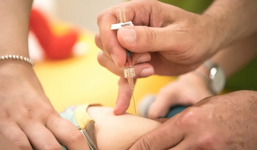 Germania începe de luna viitoare vaccinarea copiilor de 12 ani. Anunţul a fost făcut de Angela Merkel