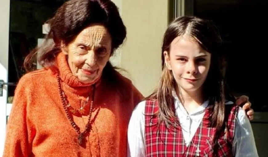 Adriana Iliescu, despre situaţia şcolară a fiicei sale: „Luăm lucrurile cum vin de la Dumnezeu”