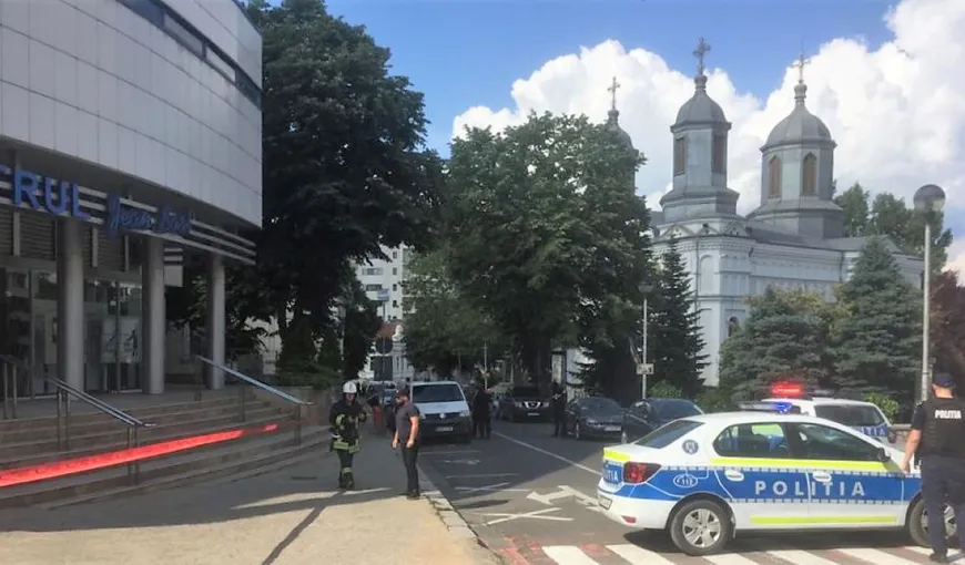 Alertă cu bombă la Teatrul din Tulcea. Poliţiştii au intervenit de urgenţă
