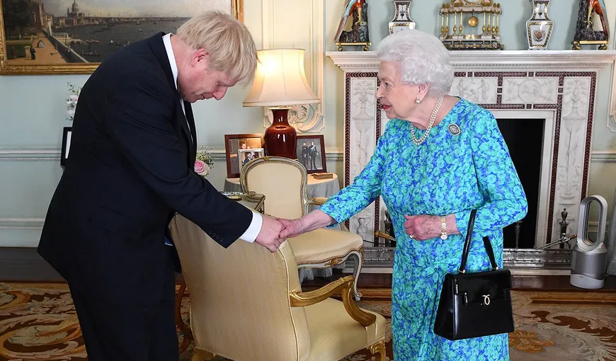 Regina Elisabeta a II-a şi Boris Johnson s-au întâlnit pentru prima oară după mai bine de un an