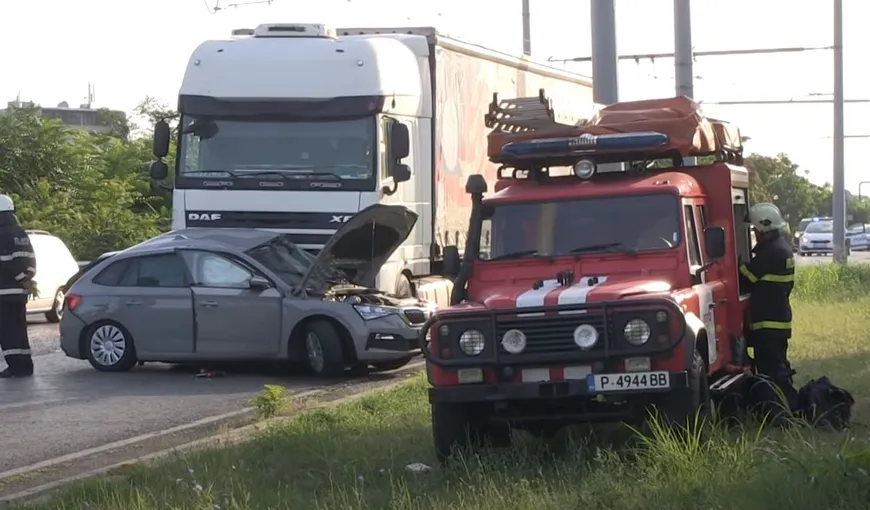 Doi români, morţi într-un accident înfiorător în Bulgaria. Maşina lor, făcută praf de un TIR