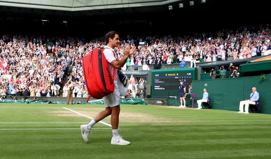 Roger Federer a pierdut primul set la 0, în 19 ani de când joacă la Wimbledon. Elveţianul a fost eliminat de un jucător cu 15 ani mai tânăr