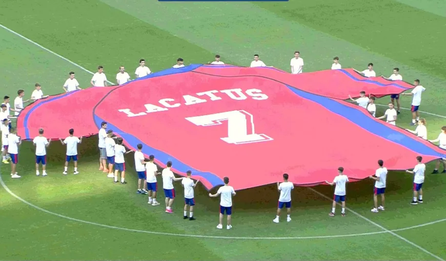 Tricoul lui Marius Lăcătuş a fost retras. Moment festiv emoţionant la inaugurarea noului stadion Steaua FOTO