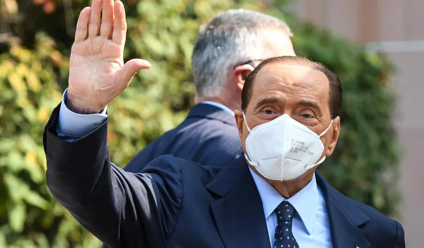 Silvio Berlusconi, internat din nou în spital