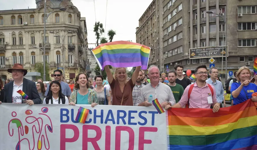 Restricții de circulație în acest weekend pentru Marșul Bucharest Pride, manifestația Noii Drepte și inițiativa „Străzi Deschise”. Pe unde nu vor putea șoferii să circule