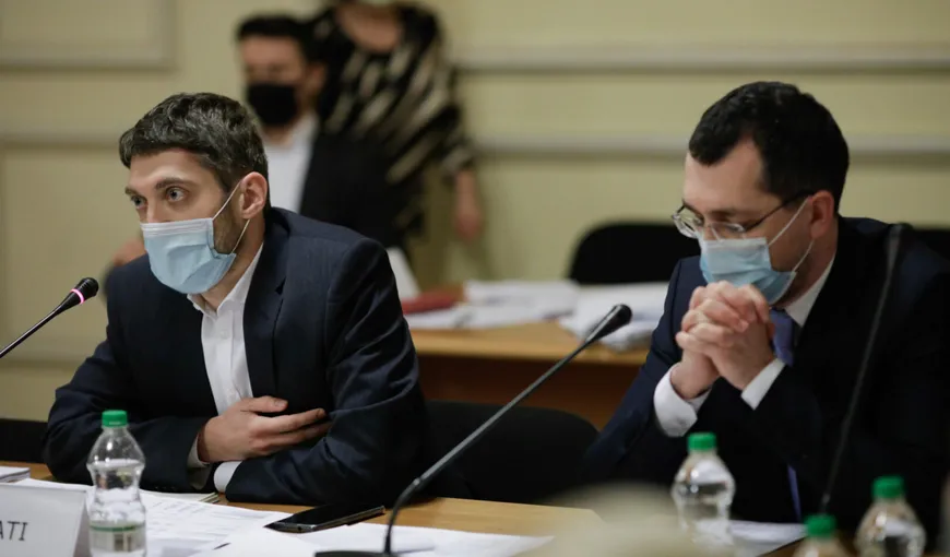 Adrian Gheorghe – revocat din funcţia de preşedinte al CNAS. Tătaru şi Moldovan revin la Ministerul Sănătăţii