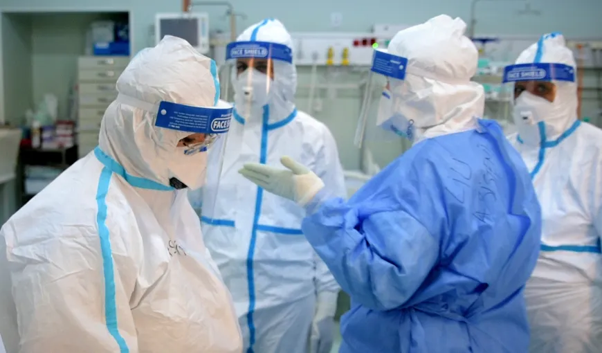 O femeie infectată cu noul coronavirus după ce a fost vaccinată cu schema completă a murit la Buzău