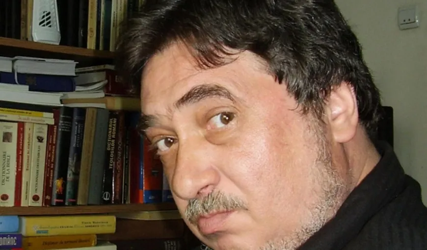Poetul Răzvan Codrescu a murit. Avea 62 de ani şi fusese infectat cu coronavirus