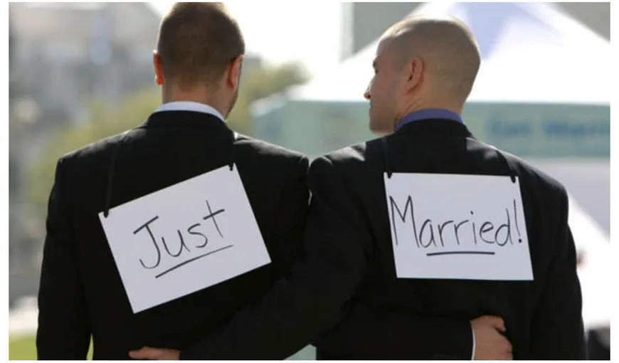 România ar putea fi obligată să recunoscă căsătoriile persoanelor de același sex