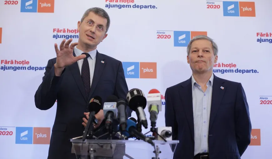 Dacian Cioloş AMENINȚĂ cu ieşirea de la guvernare, după manevra lui Cîţu: „Colegii noştri se vor retrage din Guvernare”