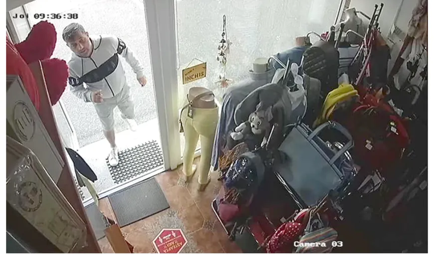 Hoţul care a furat haine cu tot cu manechin, prins de poliţişti. Imagini incredibile din Vaslui