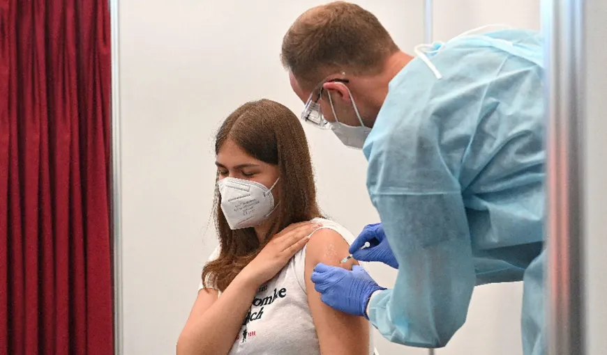 Sorin Cîmpeanu: 10.000 de elevi s-au vaccinat anti-COVID în ultimele 10 zile