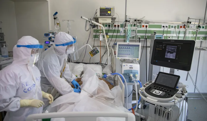 Situaţia este tot mai critică în spitalele din România. În Iaşi nu mai sunt locuri nici măcar pentru bolnavii COVID care nu necesită oxigen