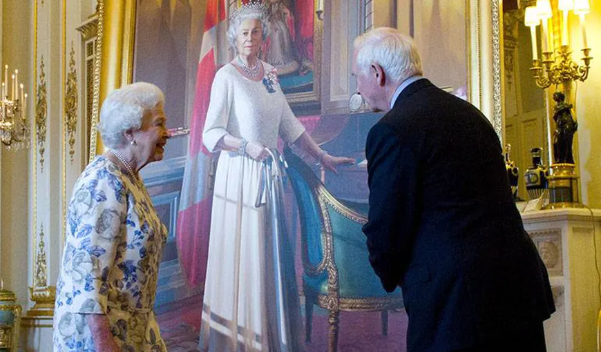 Regina Elisabeta a II-a şi-a petrecut noaptea în spital. Este prima oară când a fost internată, în ultimii opt ani