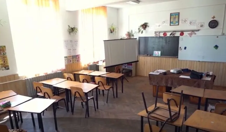 Peste 4.500 de elevi şi preşcolari din Bucureşti, confirmaţi cu COVID în ultimele două săptămâni. Peste 200 de şcoli s-au închis