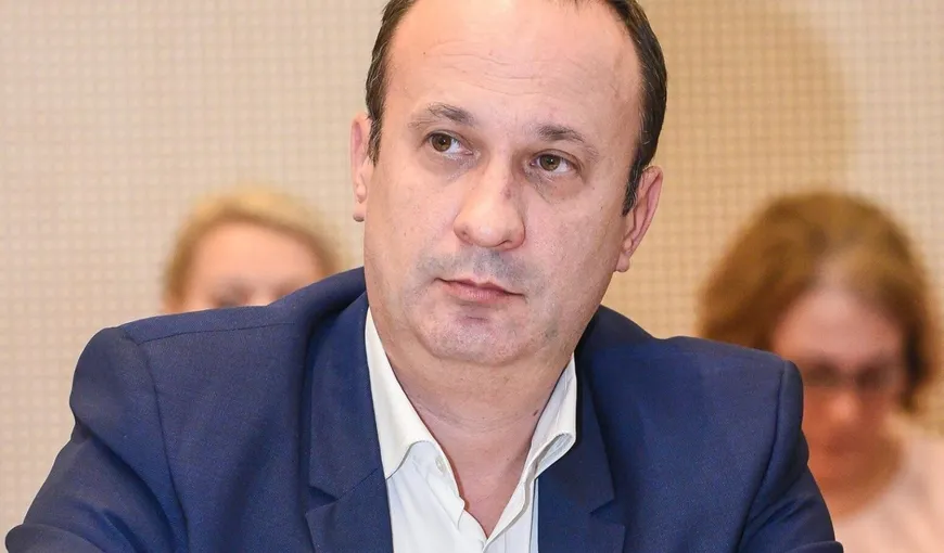 Adrian Câciu, ministrul Finanţelor, confundat cu Cîţu la audieri: „Poate sunt controversat pentru opiniile din spaţiul public. Nu vom face rectificarea noaptea ca…”